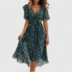 Floral Charm Mini Dress – Feminine Elegance with a Flowy Silhouette